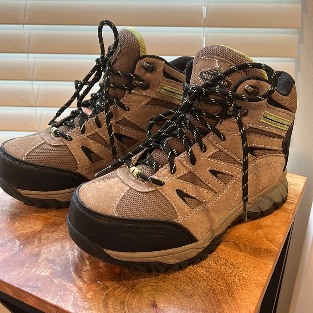 Women’s Steel Toe Work Boots